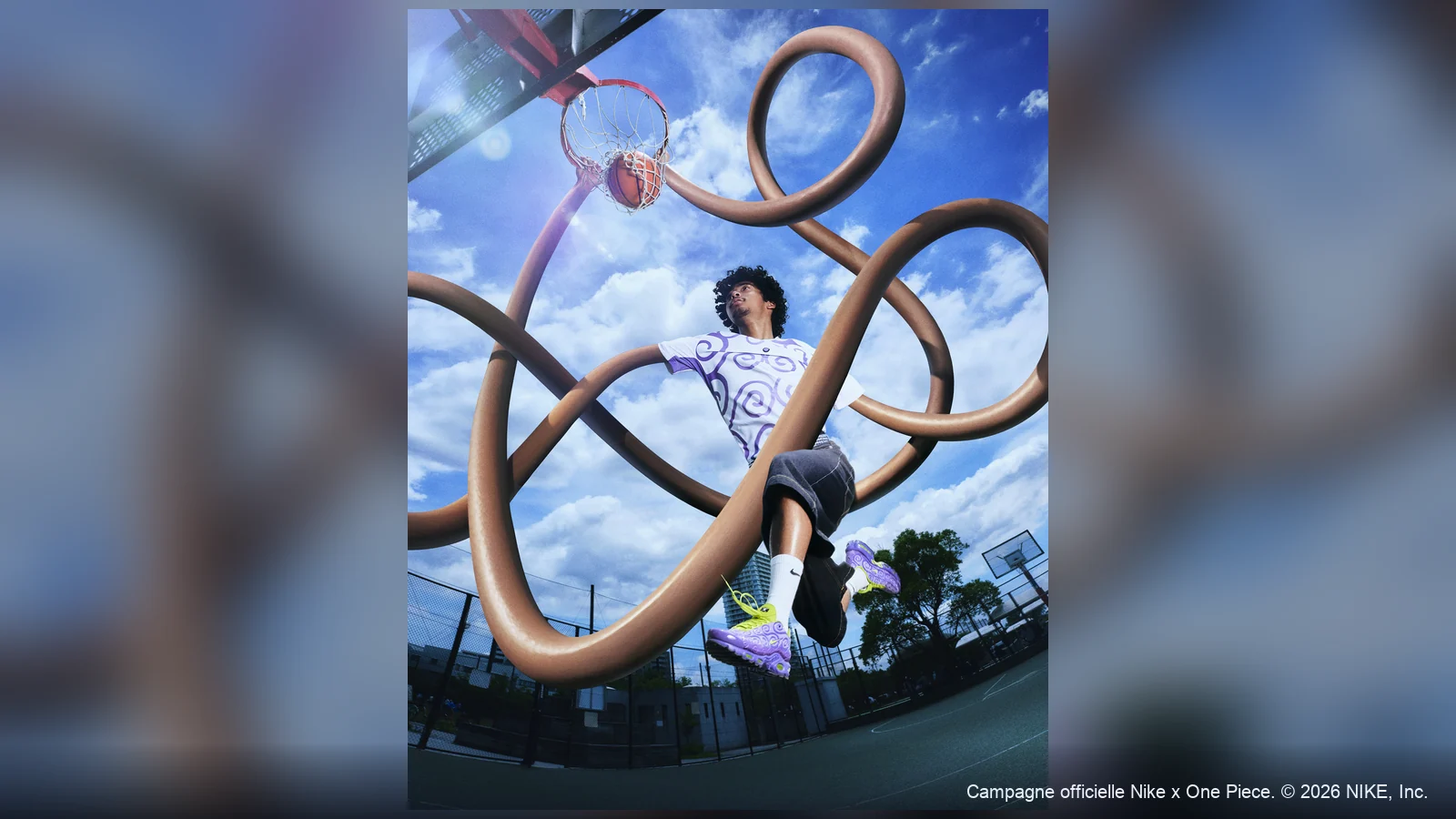 Campagne officielle Nike x One Piece avec la Air Max Plus Gomu Gomu inspirée du Fruit du Démon de Luffy